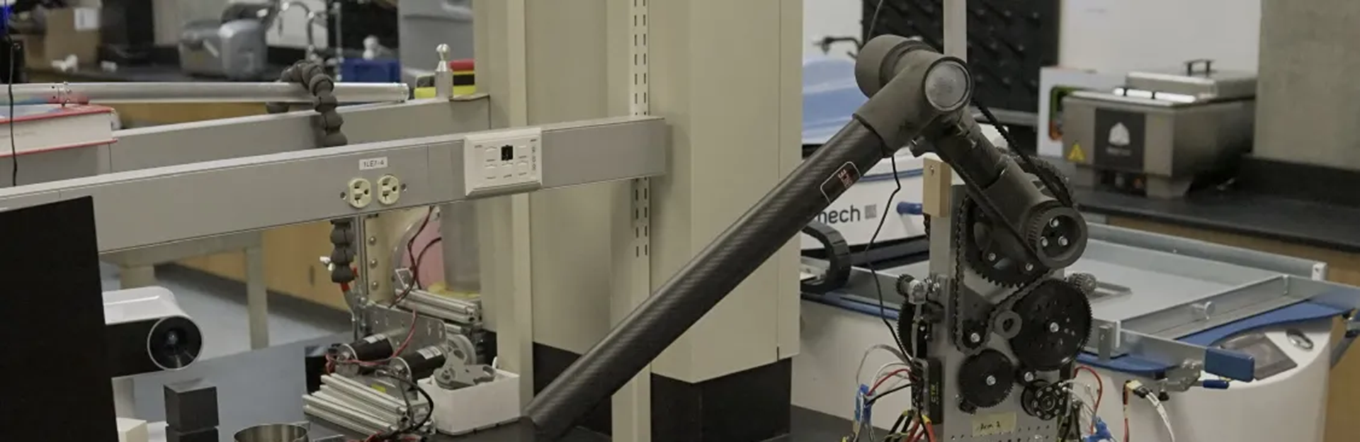 Photo of a robotic arm.