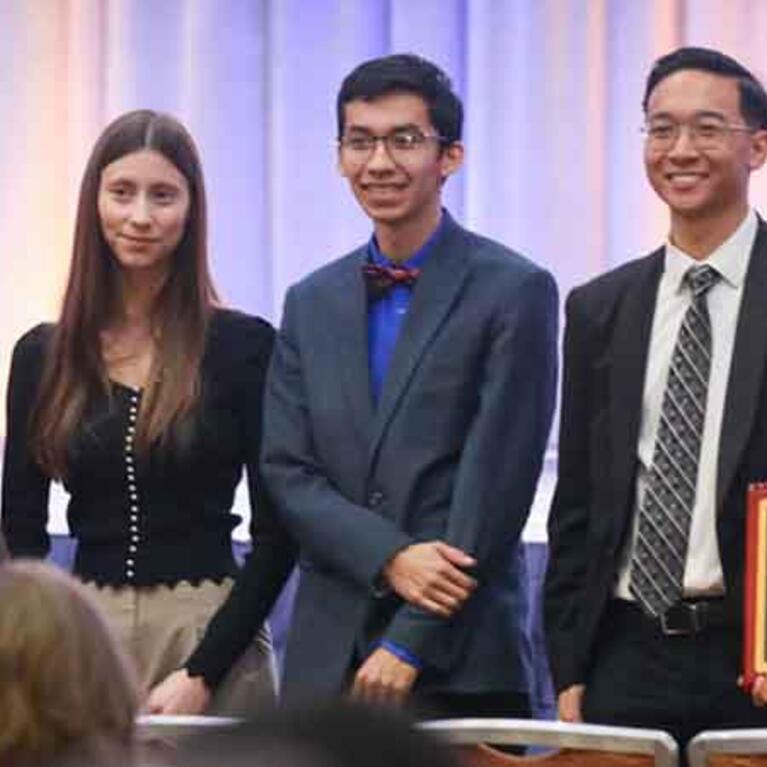 Photo of OCTAVE project team of bioengineering students