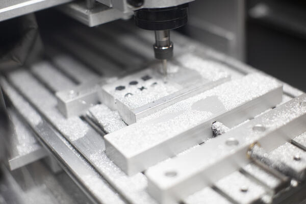 cnc machine in meddl lab