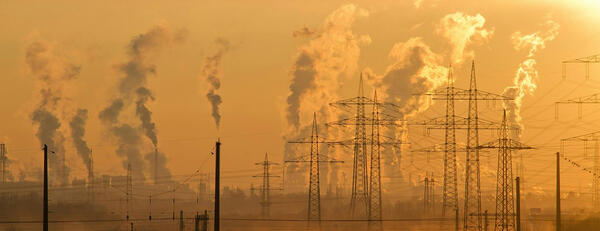 Image of pollution from smokestacks
